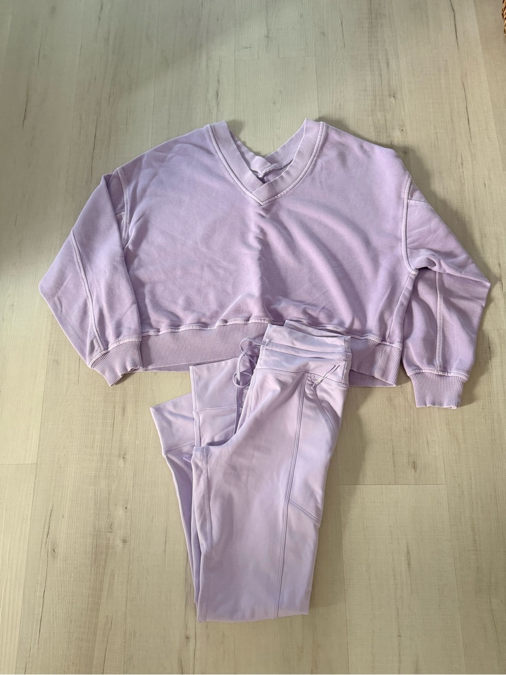 aerie Lavender small EUC Cropped Sweatshirt & medium NWOT Leggings Set